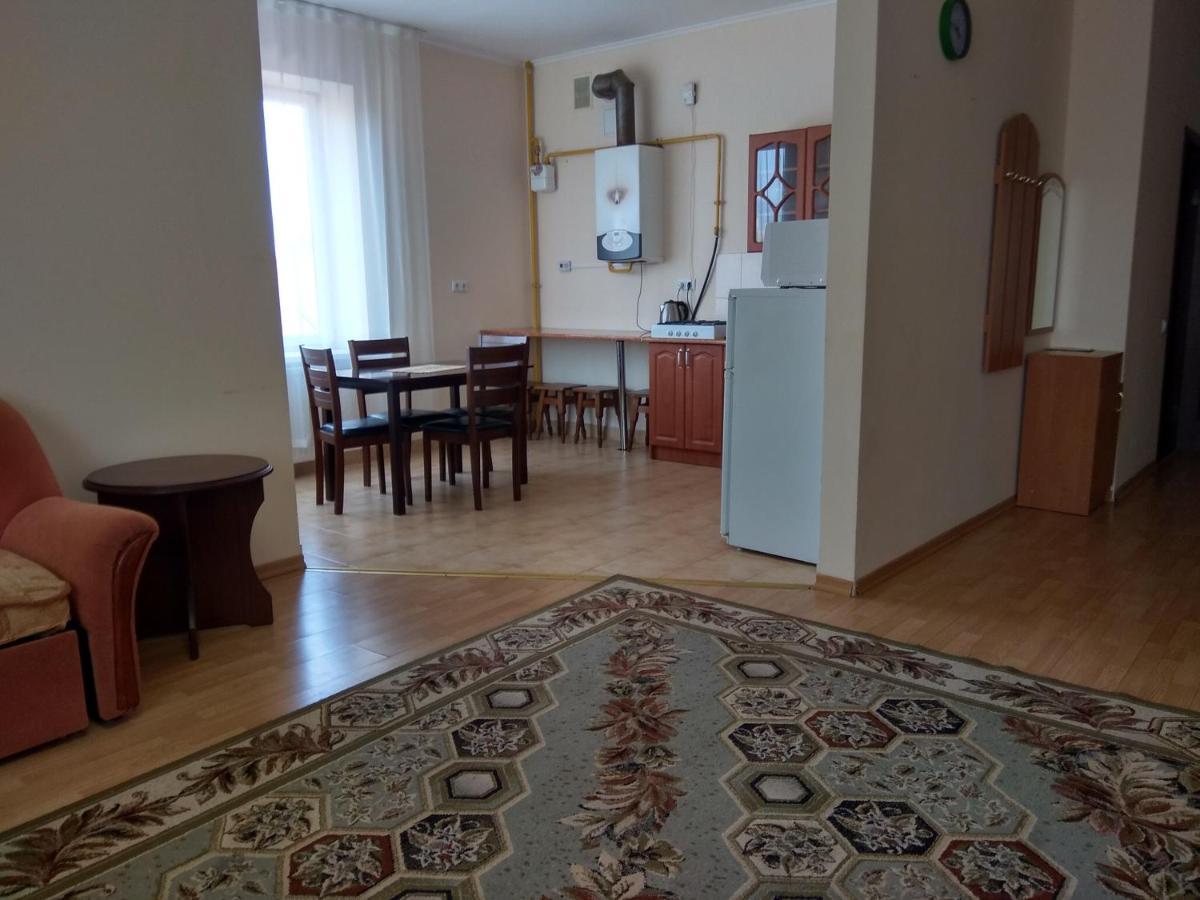Apartments Domovik Просторная Квартира С Видом На Горы Mukačevo Exteriér fotografie